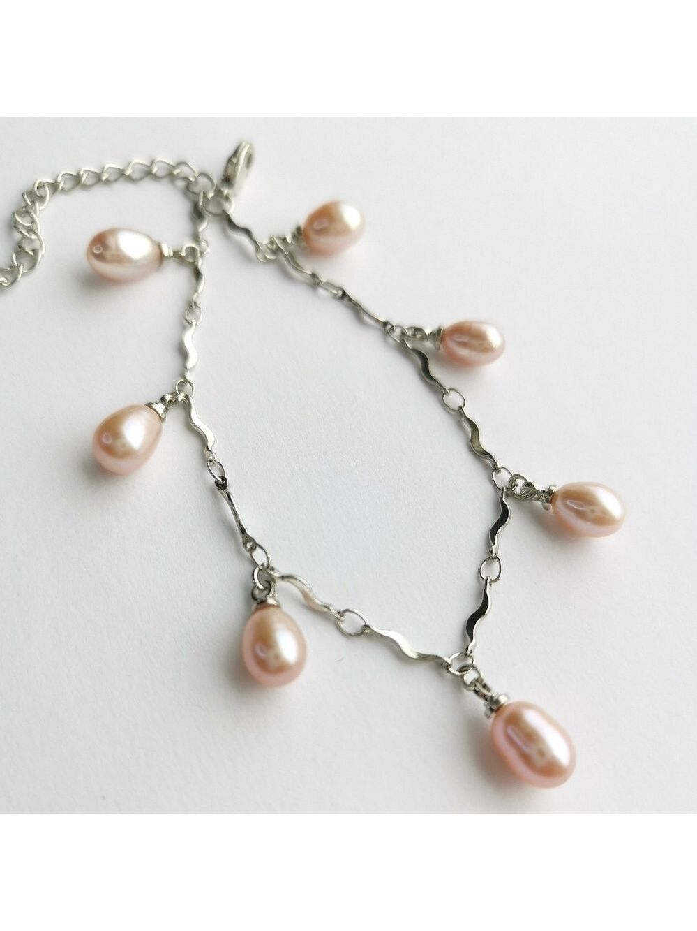 Blush Pink freshwater pearl droplet bracelet 🆕